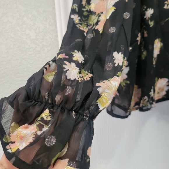 Andree By Unit Womens Floral Blouse Size 1X NWOT - Picture 5 of 7